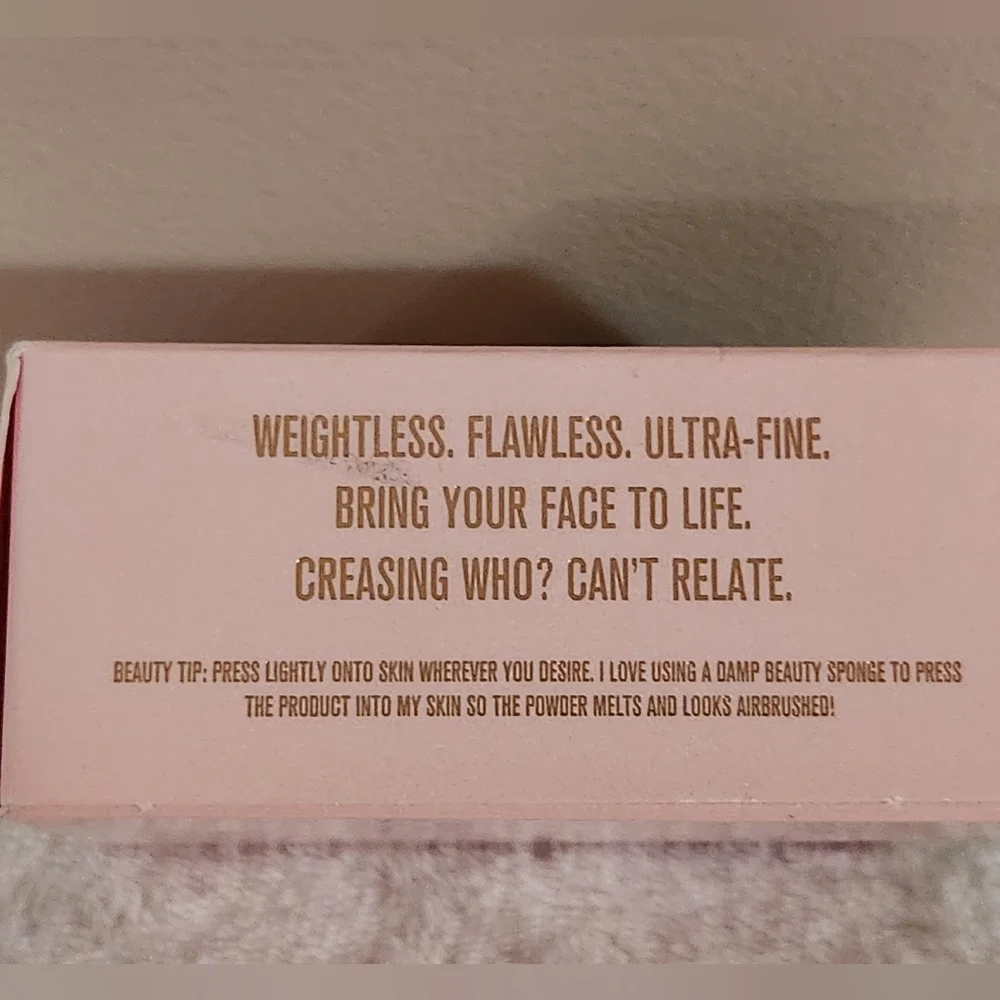 Jeffree Star Magic Star Luminous Setting Powder Suede New - Picture 3 of 4